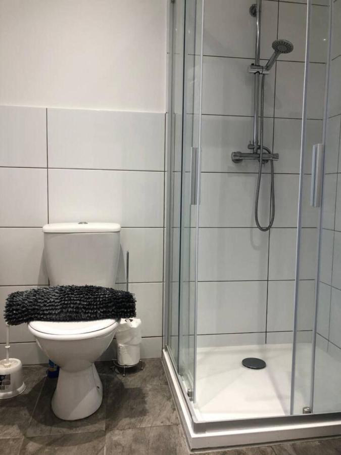 Lovely 4-Bed House In Anfield All En-Suite Ливърпул Екстериор снимка
